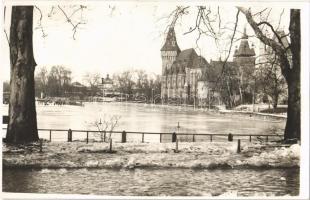 ~1927 Budapest XIV. Városliget, Vajdahunyad vára, téli sport. photo (ragasztónyomok / glue marks)