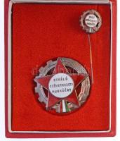 ~1970. Kiváló Szövetkezeti Munkáért aranyozott, zománcozott fém jelvény miniatűrrel, tokban (38mm; 16mm) T:1-,2