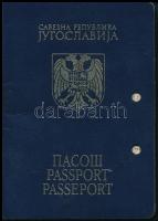 2002 Jugoszláv útlevél, fényképes oldal hiányzik, bélyegzésekkel