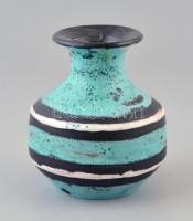Gorka Lívia (1925-2011): Zöld csíkos váza. Festett mázas kerámia, jelzett, repedéssel, m:13,5 cm