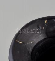 Gorka Lívia (1925-2011): Zöld csíkos váza. Festett mázas kerámia, jelzett, repedéssel, m:13,5 cm