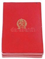 ~1950. "Szakma Kiváló Dolgozója" zománcozott kitüntetés, hátlapon gravírozott "15368&...