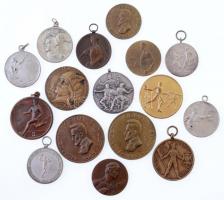 16db-os sportérem tétel, közte "Nemzeti Torna Egylet", "Vasas Sport Club" T:vegyes