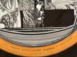 Hollóházi Szász Endre által tervezett mintával díszített tálka, matricás, jelzett, kis kopásnyomokka...