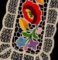 Kalocsai kisméretű hímzett terítő, 10 db, kb. 15×15 cm