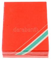 ~1970-1980. "Magyar Vöröskereszt Kiváló Dolgozója" zománcozott, aranyozott kitüntetés tokb...