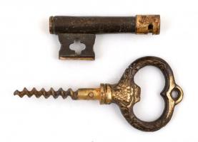 Kulcs alakú réz dugóhúzó, h: 12 cm
