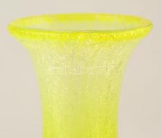 Uránsárga kraklé üveg váza. Formába öntött. Hibátlan. 22 cm