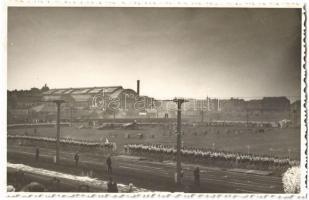 3 db régi fotó budapesti sportünnepélyről a 30-as évekből, Zrínyi Miklós Reálgimnázium diákjai / 3 p...