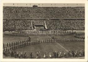 1953 Budapest, A népstadion ünnepélyes megnyitója. Magyar Foto, Gink Károly. Képzőművészeti Alap Kiadóvállalat / Opening ceremony of the Peoples Stadium - képeslapfüzetből / from postcard booklet