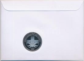 Svájc 2015. "Hans Erni" részben festett, ezüstözött fém emlékérem, érmés borítékban bélyeg...