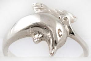 Ezüst(Ag) delfines gyűrű, jelzett, méret: 56, nettó: 2,7 g
