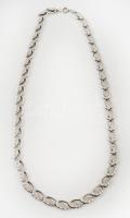 Ezüst(Ag) legyezőmintás, oválszemes nyaklánc, jelzett, h: 45 cm, nettó: 11,7 g