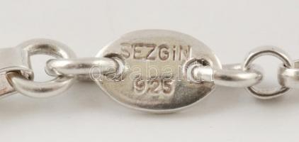 Ezüst(Ag) francia kártya szimbólumaival díszített karkötő, jelzett, h: 19 cm, nettó: 8,4 g