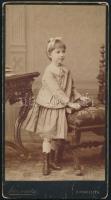 cca 1900 Lányka könyvvel, feliratozott Kozmata fotó 11x21 cm