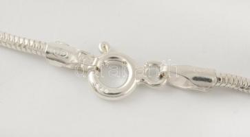 Ezüst(Ag) kígyó nyaklánc, háromköves függővel, jelzett, h: 80 cm, 2,5×0,6 cm, bruttó: 8 g