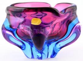 Bohemia Glass üveg hamutál, formába öntött, anyagában színezett, matricával jelzett, m: 11 cm