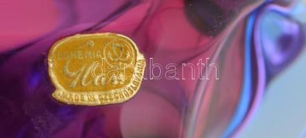 Bohemia Glass üveg hamutál, formába öntött, anyagában színezett, matricával jelzett, m: 11 cm