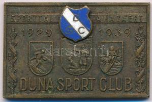 1939. "Duna Sport Club 1929 - Sporttal a hazáért" zománcozott Br plakett (32x44mm) T:2