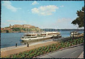 Vasas kézilabdásainak aláírása hazaküldött képeslapon