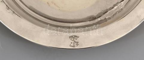 Modernista alpakka kínáló üveg fogóval. Gravírozott (SzT/TSz) monogrammal 35x22 cm