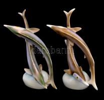 Hollóházi porcelán vizapár, 2 db,  kézzel festett, jelzett, kis kopásnyomokkal, m: 23 cm