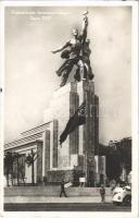 1937 Paris, Exposition Internationale, pavillon de LU.R.S.S. / International Exhibition, pavilion of the Soviet Union USSR
