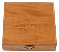 Bognár György (1944-) 1990. "Magyar Köztársaság 1956-1989. Október 23. / Hazádnak rendületlenül...