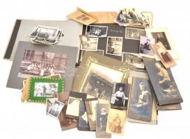 cca 1900-1950 Vegyes fotó tétel, kb. 250 db, közte keméynhátú fotók, album, életképek, negatívok