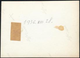 1936 Kinszki Imre (1901-1945) budapesti fotóművész jelzés nélküli, de általa feliratozott, vintage f...