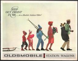 1966 Oldsmobile Station Wagons kombi személygépjármű prospektus, fotókkal, illusztrációkkal, angol nyelven.