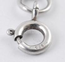 Ezüst(Ag) gyöngyházzal díszített karkötő, jelzett, h: 16,5 cm, bruttó: 10,5 g