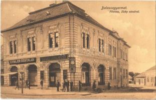 1911 Balassagyarmat, Fő utca, Zichy utcával, Takarékpénztár és Hitelintézet, Himmler Bertalan üzlete. Wertheimer Zsigmond kiadása (EK)