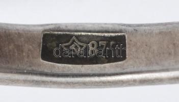 Ezüst (Ag) gyűrű borostyán kővel, jelzett, méret: 58 bruttó: 3,6 g