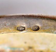 Ezüst (Ag) monogramos púdertartó, jelzett, bruttó: 69,3 g