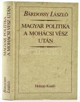 Bárdossy László: Magyar politika a mohácsi vész után. Bp., 1943, Királyi Magyar Egyetemi Nyomda. REPRINT(1992)! Kiadói kartonált kötés, jó állapotban.