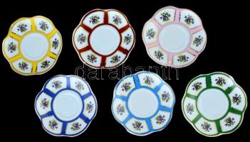 Virágmintás baba készlet, 6 db csésze + 6 db csészealj, matricás, jelzett, kis kopásnyomokkal, d: 8 ...