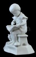 Zsolnay (Sinkó) fehér mázas porcelán figura, jelzett, kis kopásnyomokkal, m: 18 cm