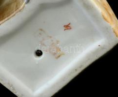 Zsolnay porcelán fiú, kézzel festett, jelzett, kis kopásnyomokkal, m: 18 cm