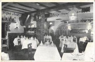 London, Hungarian Csárda, 77 Dean Street, corner of lower dining room, interior. Hungarika / Hungarica  (EK)