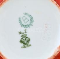 Moritz Zdekauer (MZ) Austria porcelán bonbonier, kis kopásnyomokkal, jelzett, d: 10 cm