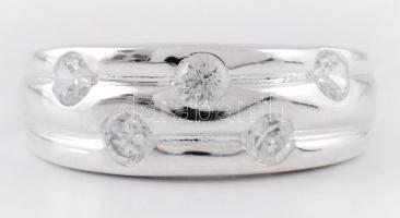 Ezüst(Ag) ötköves bordázott gyűrű, jelzett, méret: 51, bruttó: 3,8 g