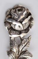 Ezüst(Ag) rózsás nyelű kanál, jelzett, h: 14,5 cm, nettó: 19 g