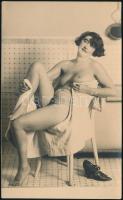 cca 1920 Erotikus fotólap / Erotic nude photo 9x14 cm