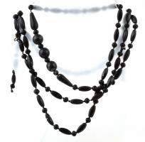 Fekete gyöngy nyaklánc, újrafűzésre szorul, h: 135 cm
