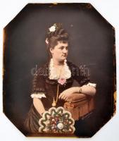 cca 1890 Színezett női portré, Drescher műterméből, 31×26 cm
