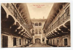 Lőcse-egy régi ház udvara