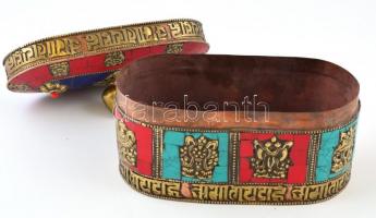 Vörösréz, sárgarézrátétes doboz, Buddha jelképekkel, díszítésekkel, jó állapotban, 17×13×10 cm