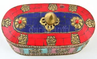 Vörösréz, sárgarézrátétes doboz, Buddha jelképekkel, díszítésekkel, jó állapotban, 17×13×10 cm