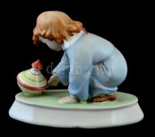 Zsolnay búgócsigás kisfiú, kézzel festett, jelzett (Sinkó András), hibátlan, 16×8,5×12 cm